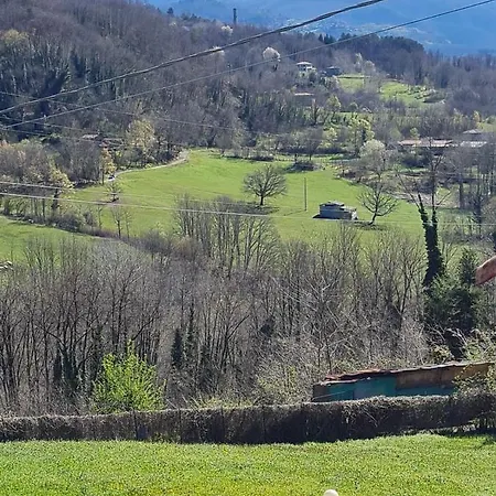 Casa Di Pietra En El Norte De Lucca, Toscana *