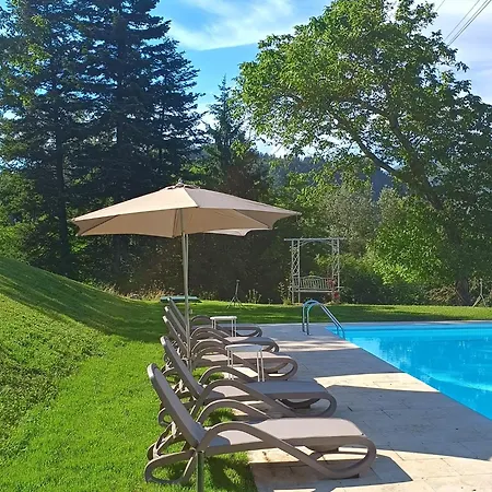 Casa Di Pietra En El Norte De Lucca, Toscana *