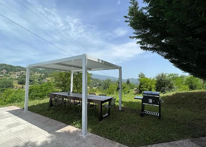 Villa Casa Di Pietra En El Norte De Lucca, Toscana *