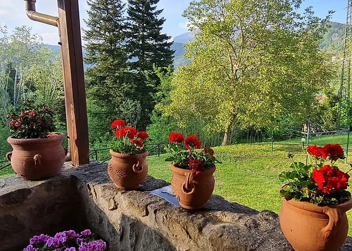 Casa Di Pietra En El Norte De Lucca, Toscana * Camporgiano