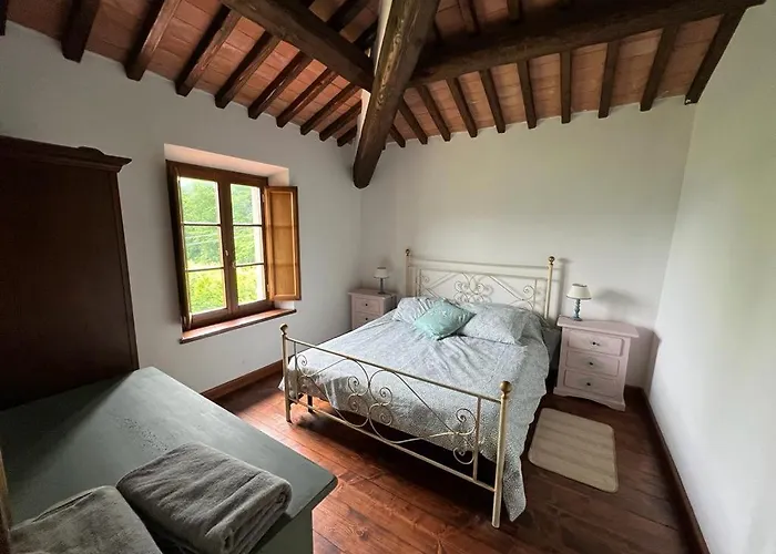 Casa Di Pietra En El Norte De Lucca, Toscana * Camporgiano