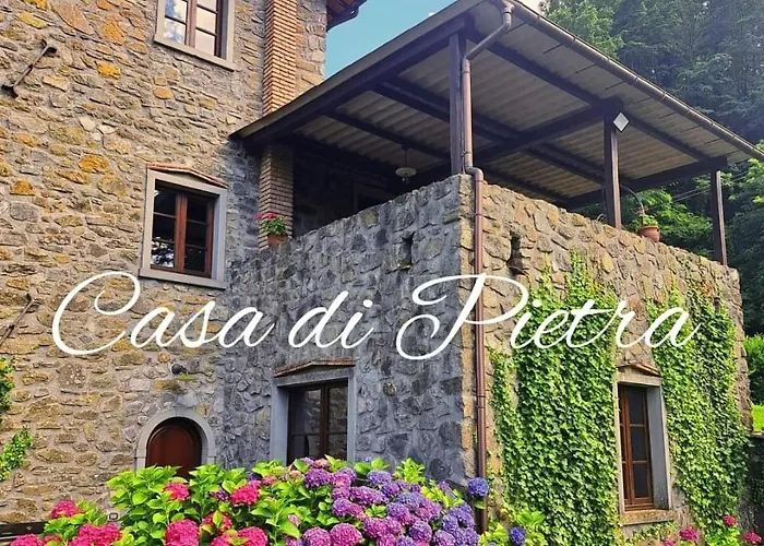 Casa Di Pietra En El Norte De Lucca, Toscana