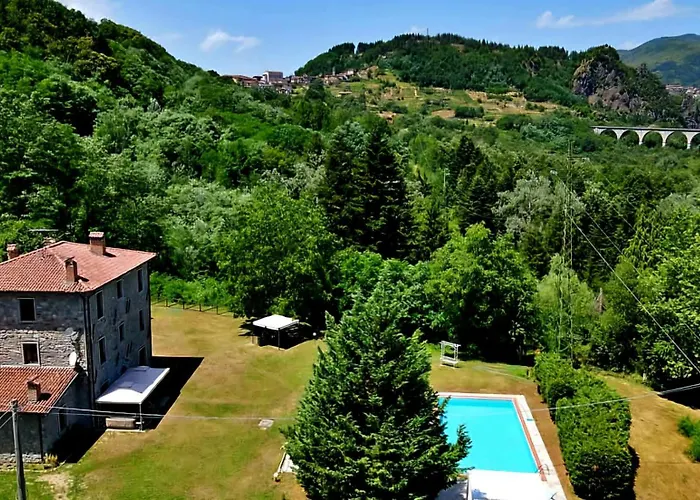 Casa Di Pietra En El Norte De Lucca, Toscana Camporgiano