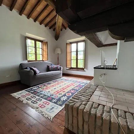 Casa Di Pietra En El Norte De Lucca, Toscana *