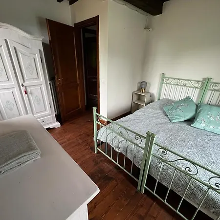 Casa Di Pietra En El Norte De Lucca, Toscana