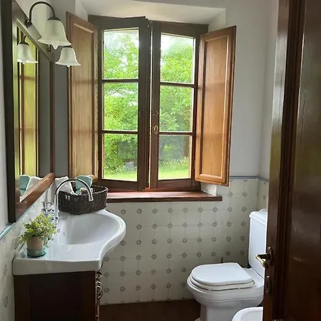 Casa Di Pietra En El Norte De Lucca, Toscana