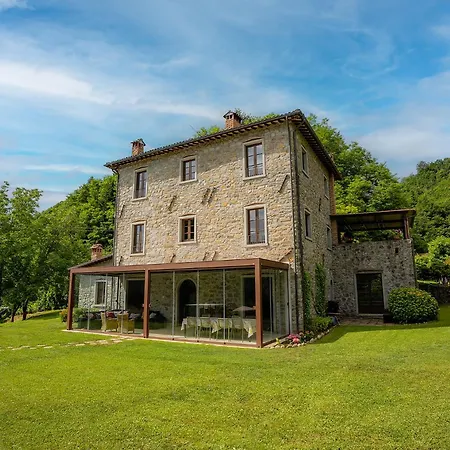 Casa Di Pietra En El Norte De Lucca, Toscana * Camporgiano